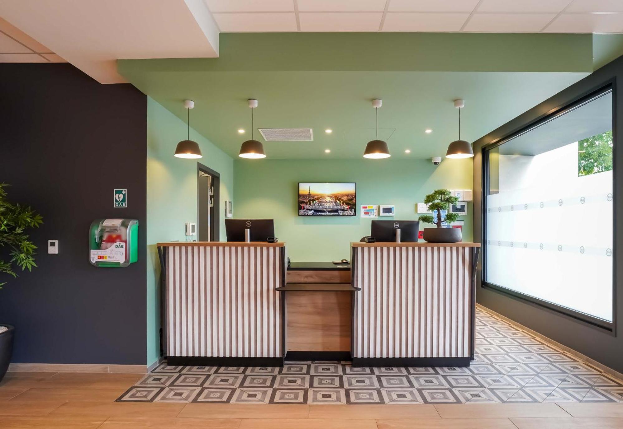 B&B Hotel Paris Porte D'Orleans Montrouge Kültér fotó